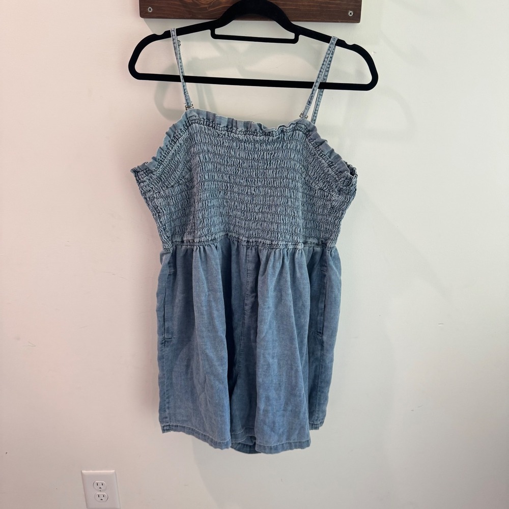 Anthropologie Pilcro Womens 2X Blue Denim Romper Smocked Chambray Pockets